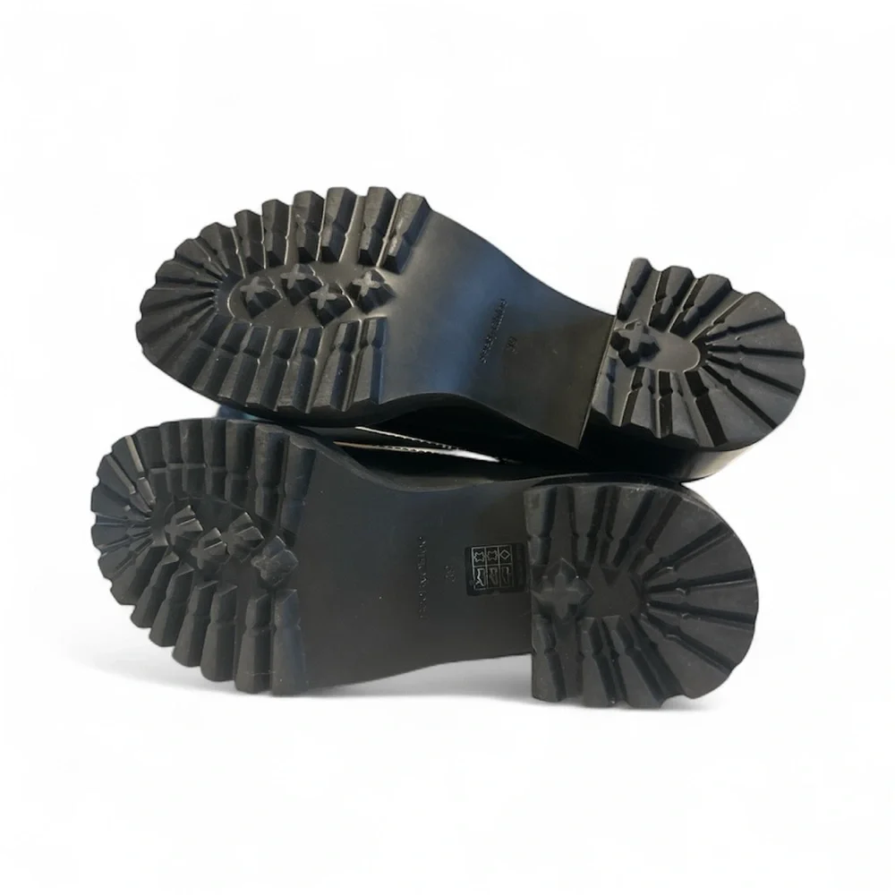 NEVER WORN! See By Chloe Black Ankle Boot - Picture 4 of 7